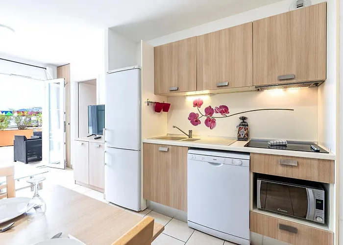 Daire La Marina - Appt Climatise Pour 4